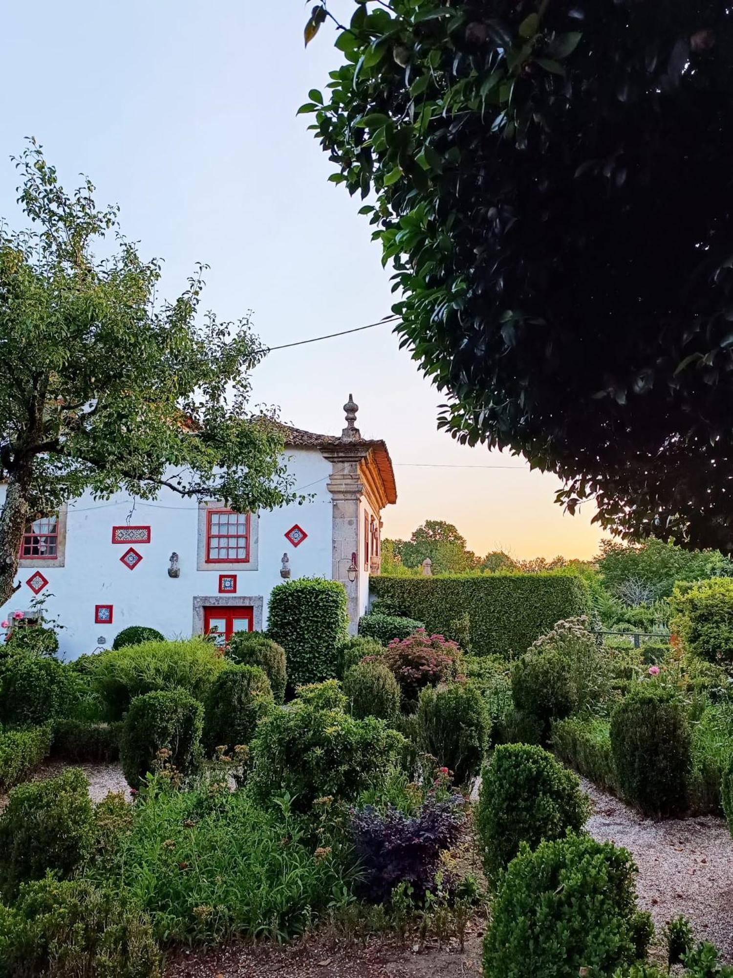 Quinta Da Mainha - Charming Houses Braga Bagian luar foto